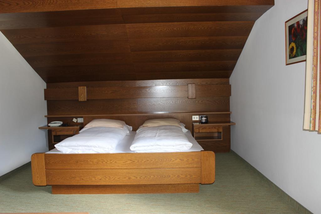 Villa Luise Ortisei Quarto foto